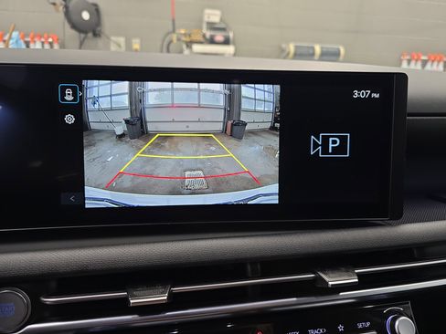 Certified 2025 Hyundai Tucson SEL FWD image 24