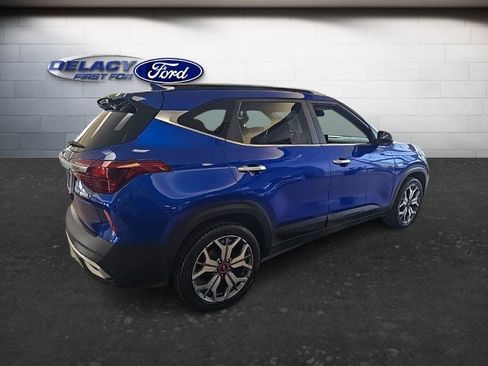 Used 2021 Kia Seltos SX w/ SX Sunroof Package AWD/4WD image 8