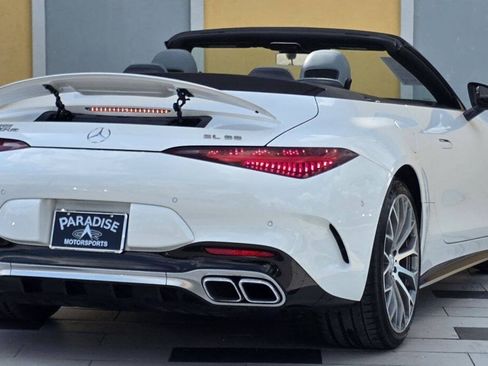 Used 2022 Mercedes-Benz SL 55 AMG 4MATIC image 22