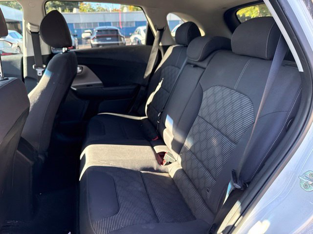 Used 2017 Kia Niro LX FWD image 14