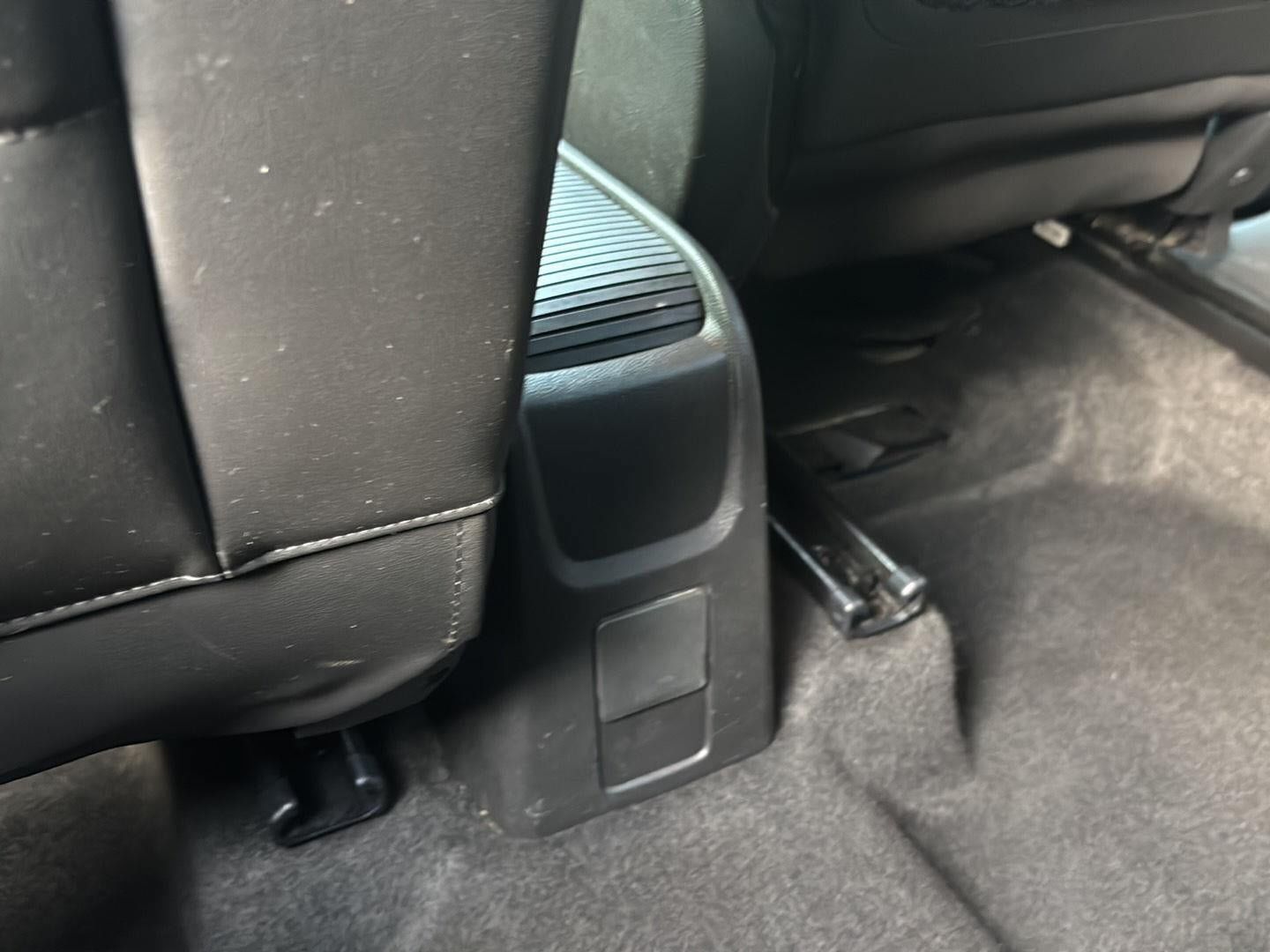 Used 2019 Buick Encore Preferred AWD/4WD image 9