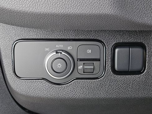 Certified 2025 Mercedes-Benz Sprinter 2500 image 25