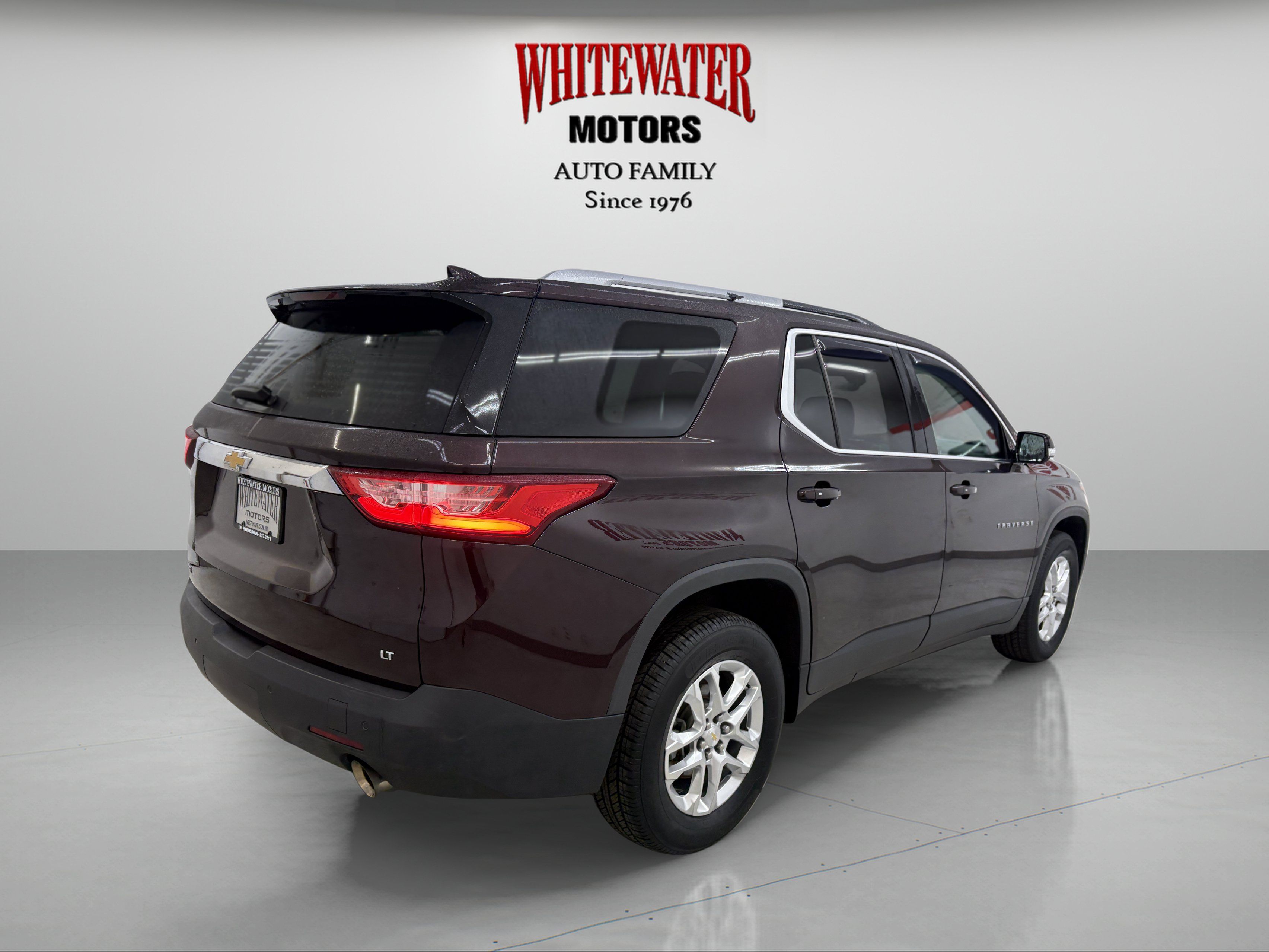Used 2018 Chevrolet Traverse LT FWD image 4