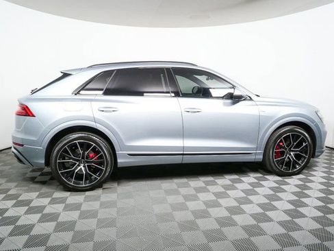 Used 2023 Audi Q8 Premium Plus image 2