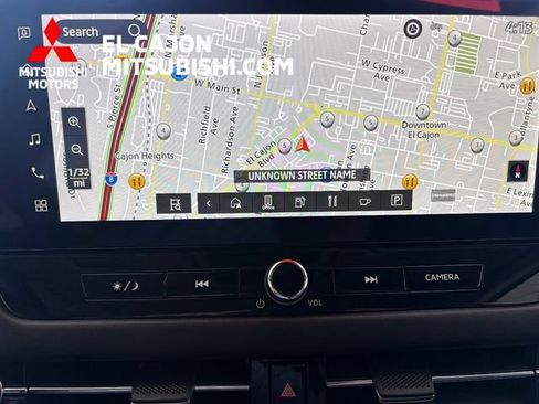 Used 2025 Mitsubishi Outlander SE FWD image 19