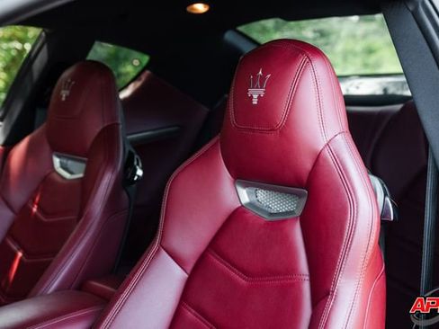 Used 2017 Maserati GranTurismo Sport image 20