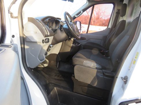 Used 2017 Ford Transit 250 130 Medium Roof image 33