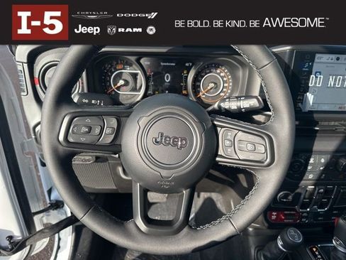 New 2026 Jeep Wrangler Unlimited Rubicon w/ Technology Group image 13