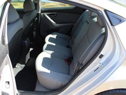 Used 2013 Hyundai Elantra GLS w/ Preferred Pkg image 25