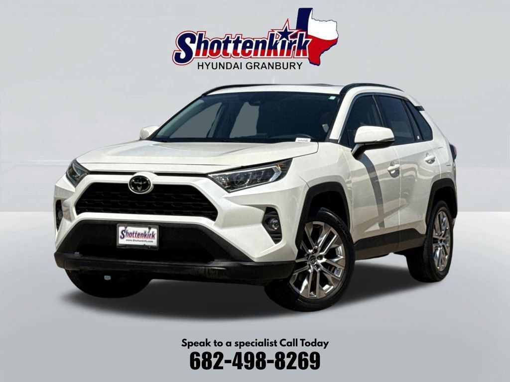 Used 2021 Toyota RAV4 XLE Premium FWD image 1