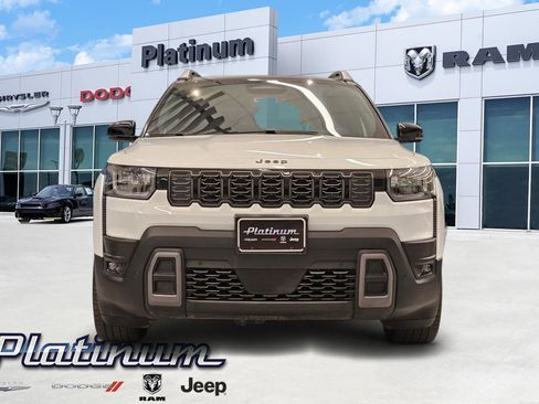 New 2026 Jeep Cherokee Overland image 4