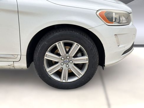 Used 2017 Volvo XC60 T5 Inscription w/ Advanced Package AWD/4WD image 12