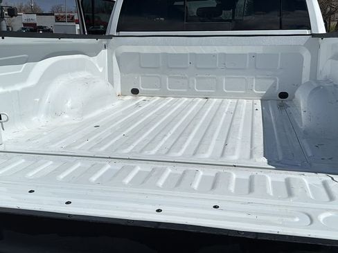 Used 2019 RAM 1500 Big Horn AWD/4WD image 11