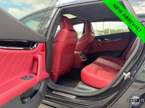 Used 2023 Maserati Quattroporte Modena RWD image 6