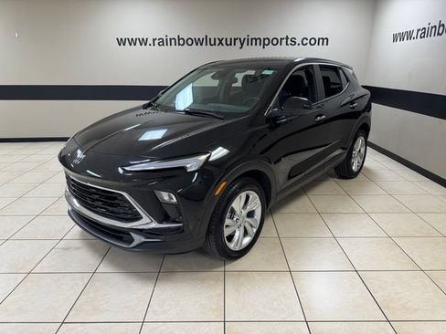 Used 2025 Buick Encore GX Preferred FWD image 3