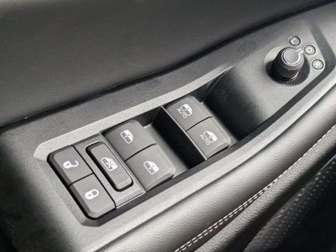 New 2025 Jeep Grand Cherokee L Limited w/ Black Appearance Package image 21