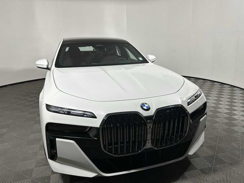 New 2026 BMW 740i xDrive w/ Executive Package image 6
