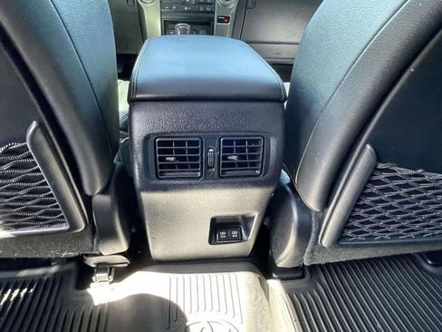 Used 2022 Toyota 4Runner Limited AWD/4WD image 15