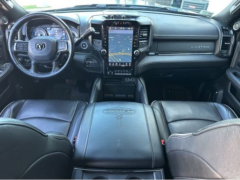 Used 2022 RAM 3500 Limited image 8