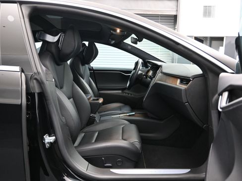 Used 2019 Tesla Model S 100D image 13