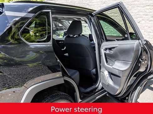 Certified 2023 Toyota RAV4 XLE AWD/4WD image 20