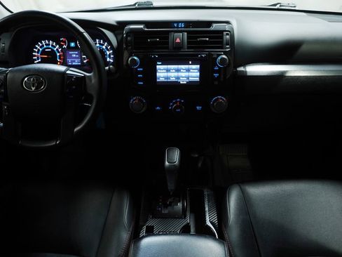 Used 2019 Toyota 4Runner TRD Off-Road Premium image 15