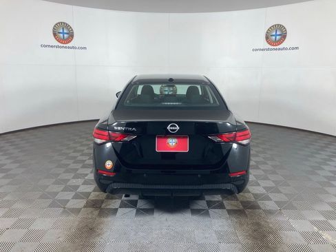 Used 2025 Nissan Sentra SV FWD image 18