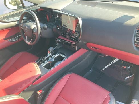 Used 2024 Lexus NX 250 FWD w/ Premium Package image 26