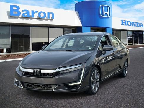 Used 2021 Honda Clarity Plug-In Hybrid image 2