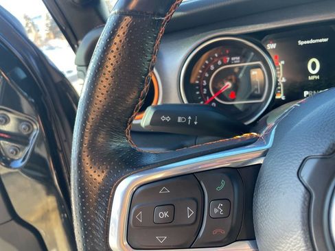 Used 2022 Jeep Gladiator Mojave w/ LED Lighting Group image 14