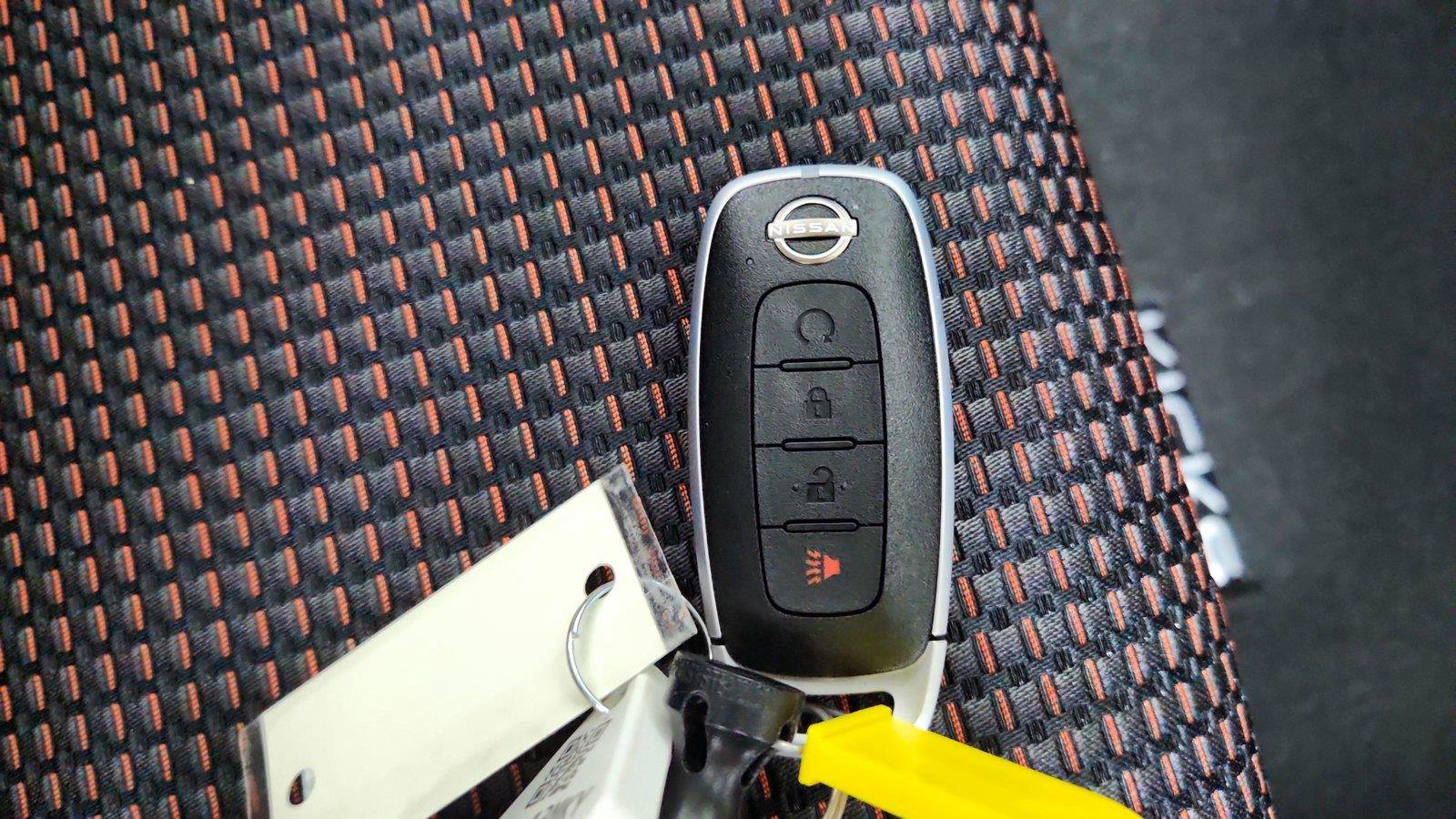 Certified 2026 Nissan Kicks SR w/ Illumination Package AWD/4WD image 27