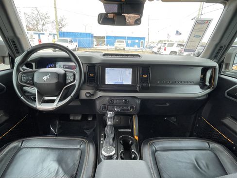 Used 2022 Ford Bronco Badlands image 33