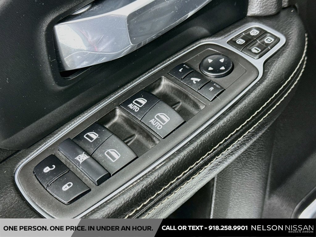 Used 2024 RAM 3500 Laramie w/ Towing Technology Group AWD/4WD image 18