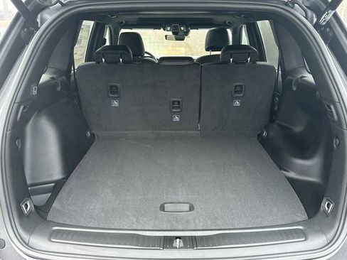 New 2025 Jeep Grand Cherokee Altitude image 20