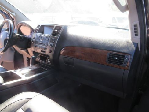 Used 2011 Nissan Armada Platinum image 36