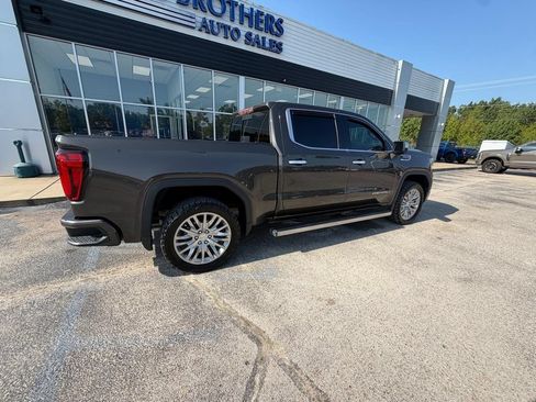 Used 2019 GMC Sierra 1500 Denali w/ Denali Ultimate Package AWD/4WD image 4