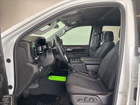 Used 2024 GMC Sierra 1500 Elevation AWD/4WD image 8