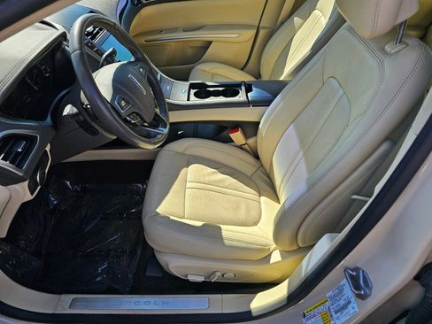 Used 2014 Lincoln MKZ w/ Equipment Group 102A Reserve FWD image 21