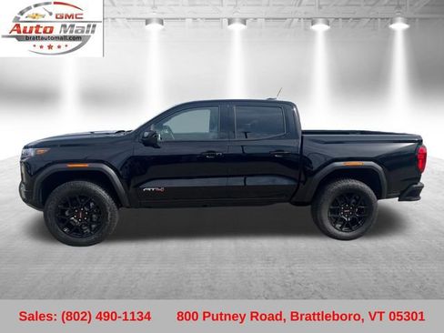 Used 2025 GMC Canyon AT4 w/ Technology Plus Package image 2