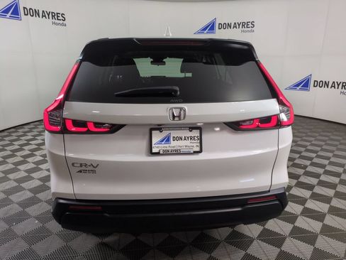 Certified 2025 Honda CR-V EX image 5