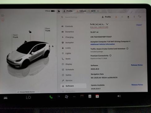 Used 2024 Tesla Model Y Performance AWD/4WD image 53