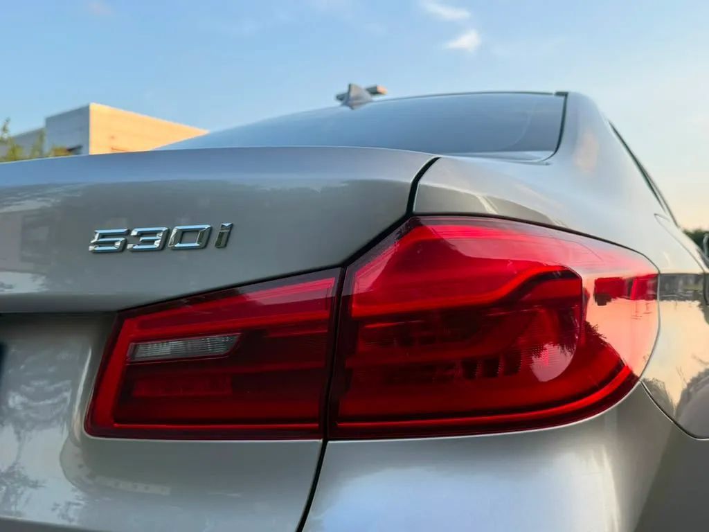 Used 2017 BMW 530i RWD image 13
