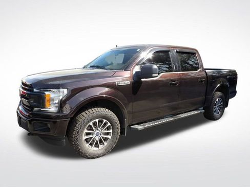 Used 2019 Ford F150 XLT w/ Equipment Group 302A Luxury image 8