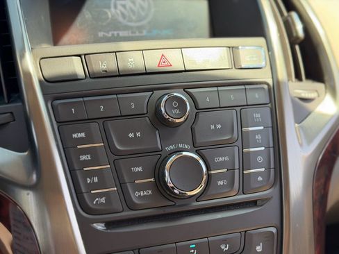 Used 2015 Buick Verano Convenience FWD image 17