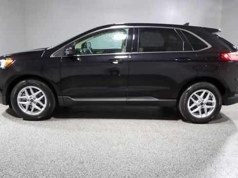 Used 2023 Ford Edge SEL AWD/4WD image 10