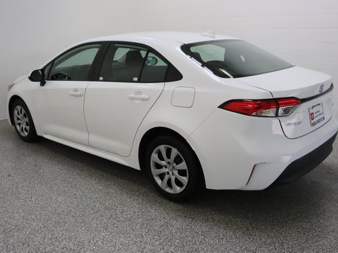 Certified 2025 Toyota Corolla LE w/ Convenience Package FWD image 9