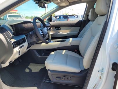 New 2025 Nissan Murano SL w/ Cargo Package