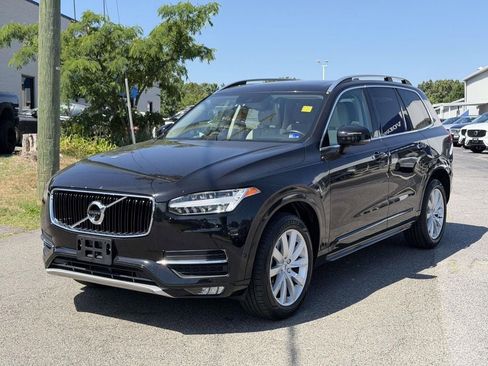 Used 2016 Volvo XC90 T6 Momentum w/ Momentum Plus Package AWD/4WD image 23