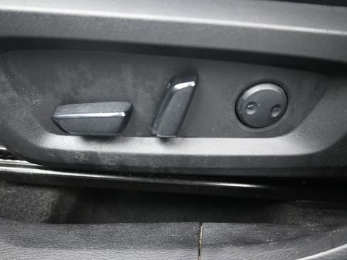 Used 2023 Mitsubishi Outlander SE AWD/4WD image 33
