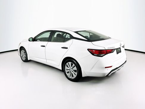 Used 2025 Nissan Sentra S image 5